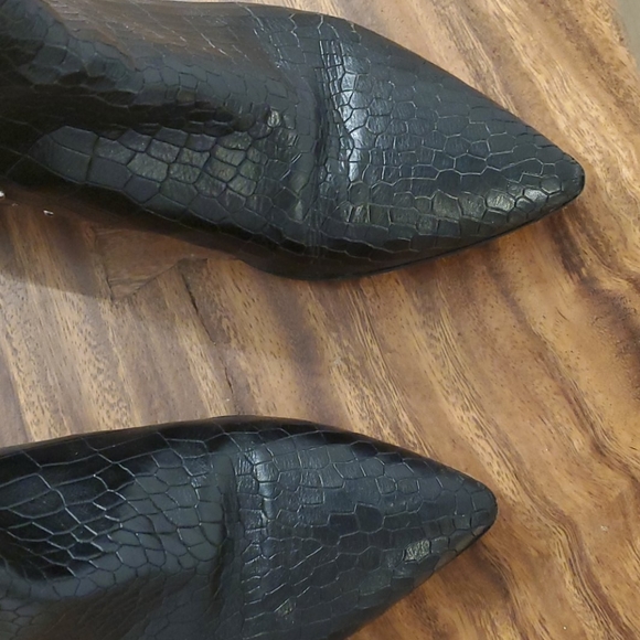 Black Italian leather snake skin booties - Picture 3 of 6